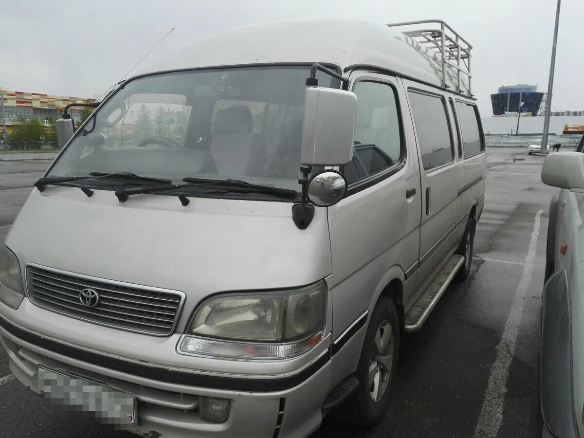 Купить кузов хайса. Toyota Hiace h100. Тойота Хайс н100. Toyota Hiace h100 1998. Toyota Hiace 100.