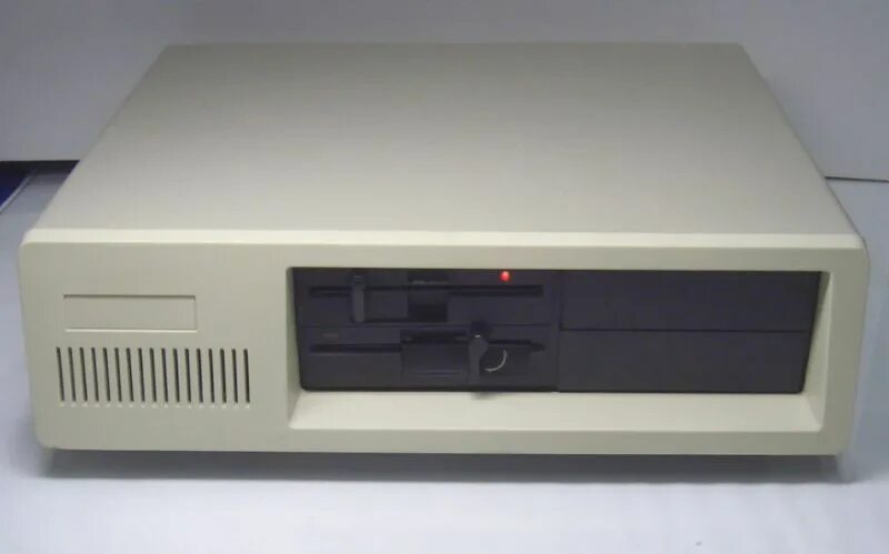 Ibm xt. PC XT 8088. IBM PC 8088. Компьютер IBM XT 8086. IBM PC XT 5150.