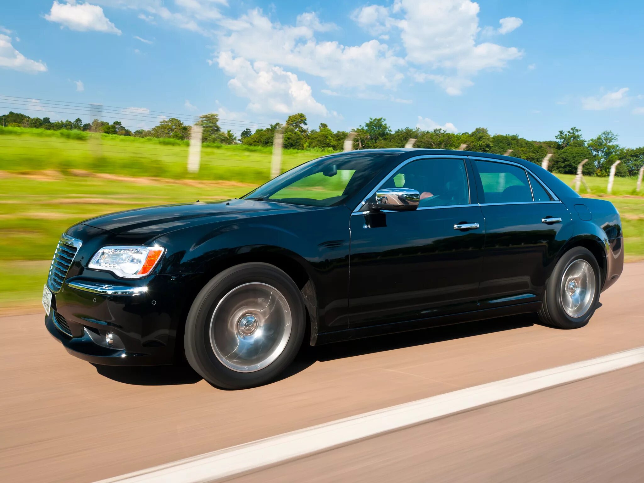 Chrysler 300. Chrysler 300c 2005. Chrysler 300c 2012. Chrysler 300c i. Крайслер машина производитель