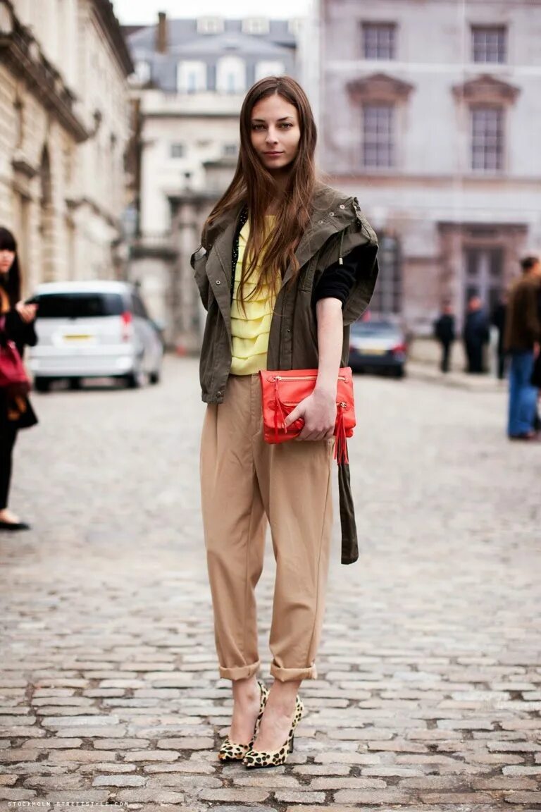 Образы с красным пиджаком. Стильно и дешево одеться женщине. Denny rose осень зима 2012. Стиль для невысоких девушек. Где можно одеться.