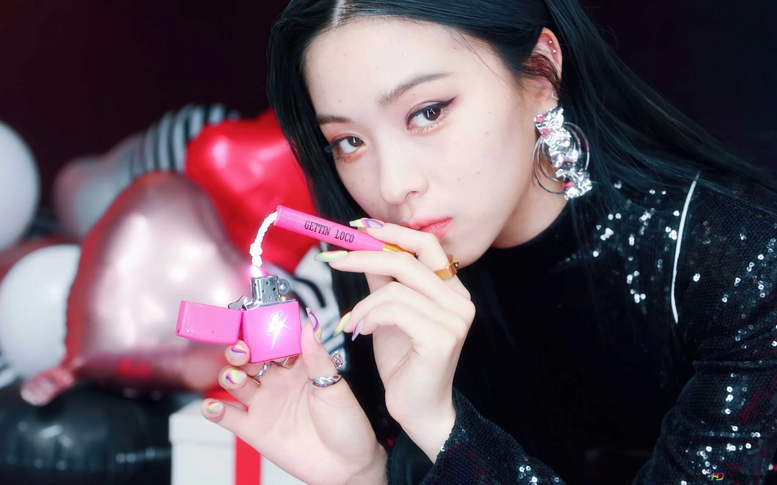 Кто я из итзи. Itzy Ryujin. Рюджин Itzy Loco. Itzy Ryujin Loco. Группа Itzy Рюджин.