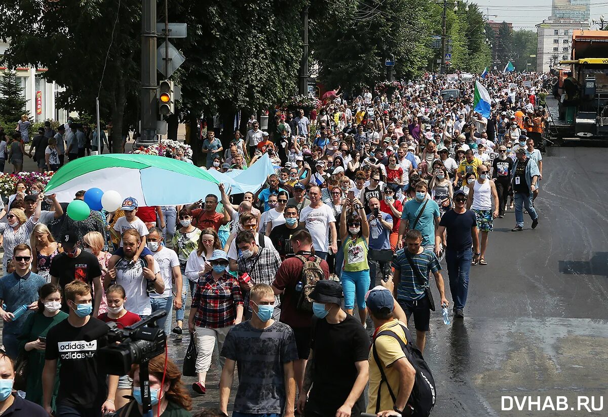 Хабаровск митинг фургало. Хабаровск митинг 2020. Протесты в Хабаровске 2020. Митинги в Хабаровске в поддержку Фургала. Протесты в Хабаровске Фургал.