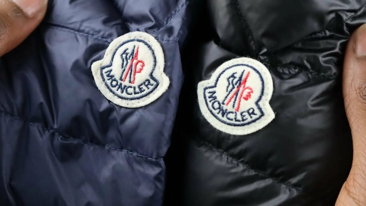 Куртка Moncler легит чек. Монклер логотип оригинал. Moncler fake vs Original. Spot Moncler Jacket. Как отличить куртку