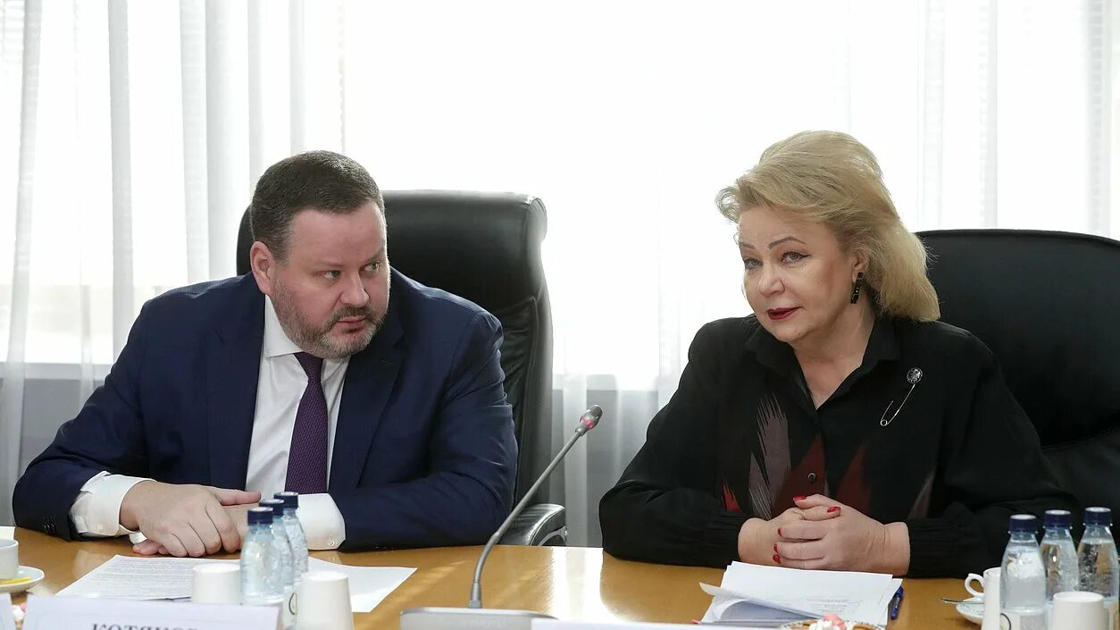 комитет по вопросам семьи женщин