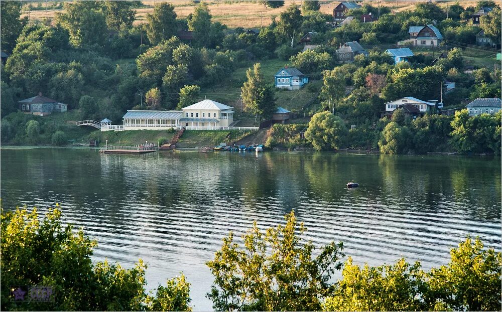 Плёс на Волге город. Бряхимов город на Волге. Плес Прокудин Горский. Бряхимов набережная.