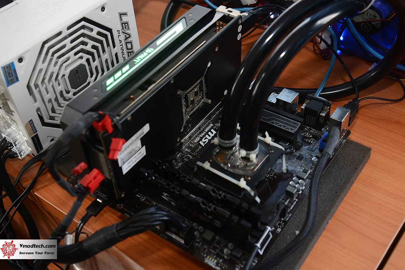 Msi b450m собранная. Установка видеокарты msi. 0 6144mb 8108mhz 192 bit dvi hdmi hdcp. Msi 1060 6gb gaming x. B450m pro vdh.