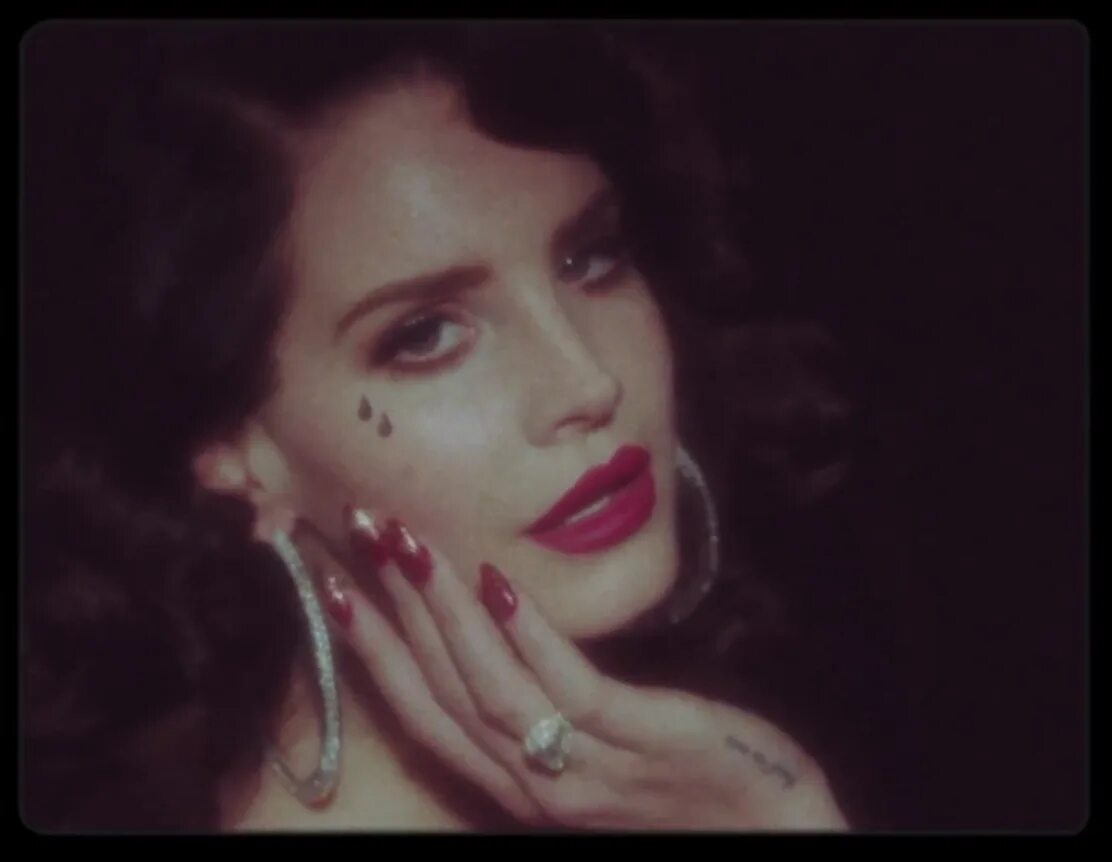 Лана Дель Young And Beautiful