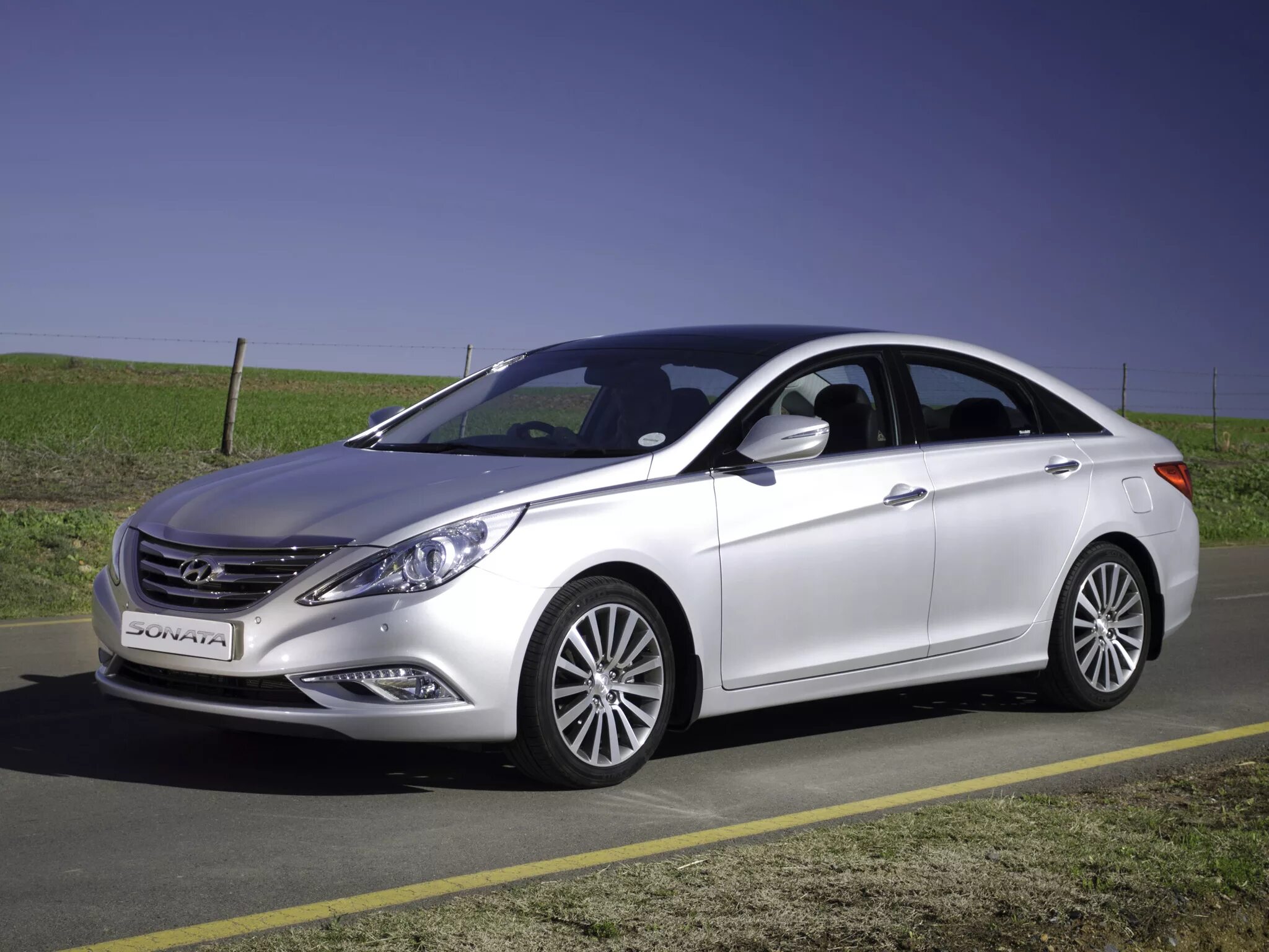 Hyundai sonata. Hyundai Sonata 2012. Hyundai Sonata 2013. Хендай Соната 2023. Хендай Соната 6 поколения.