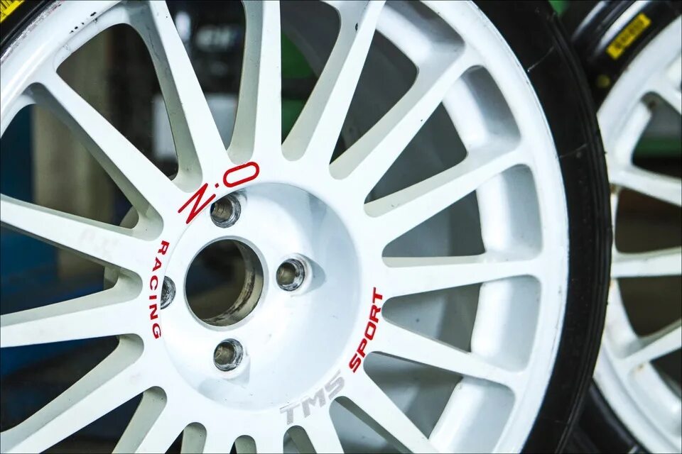 Диски oz r17. Oz Superturismo r15 4x98. Oz Superturismo r15 ВАЗ. Диск кованый r17 oz. Кованые диски r16 4x100