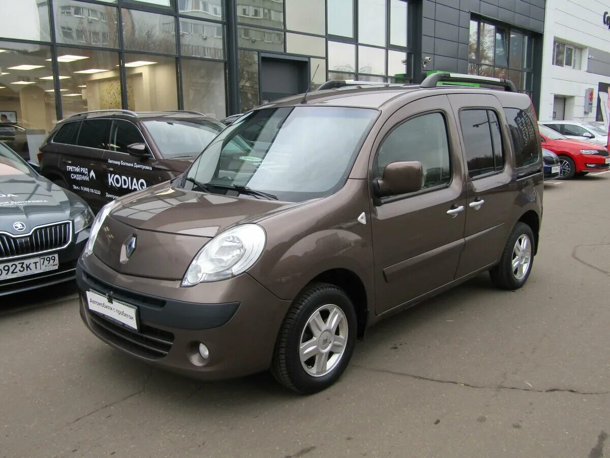 Рено Кангу 2012. Рено Кангу 2012 года. Renault Kangoo 2 2012. Рено Кангу 2 коричневый. Купить рено кангу москве