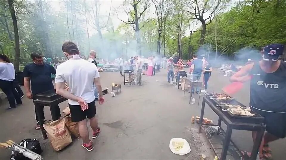 Шашлычная вднх. Парк останкино шашлычная зона. шашлычная площадка останкино. останкинский парк зона для шашлыков. шашлыки в останкинском парке.