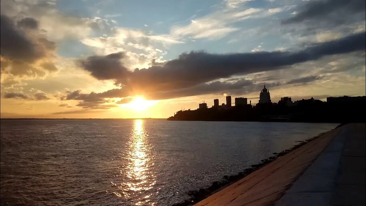 Над амуром. Закат во владимире. И шум тайги и гомон птичьих стай. Над амуром. Закат над амуром.