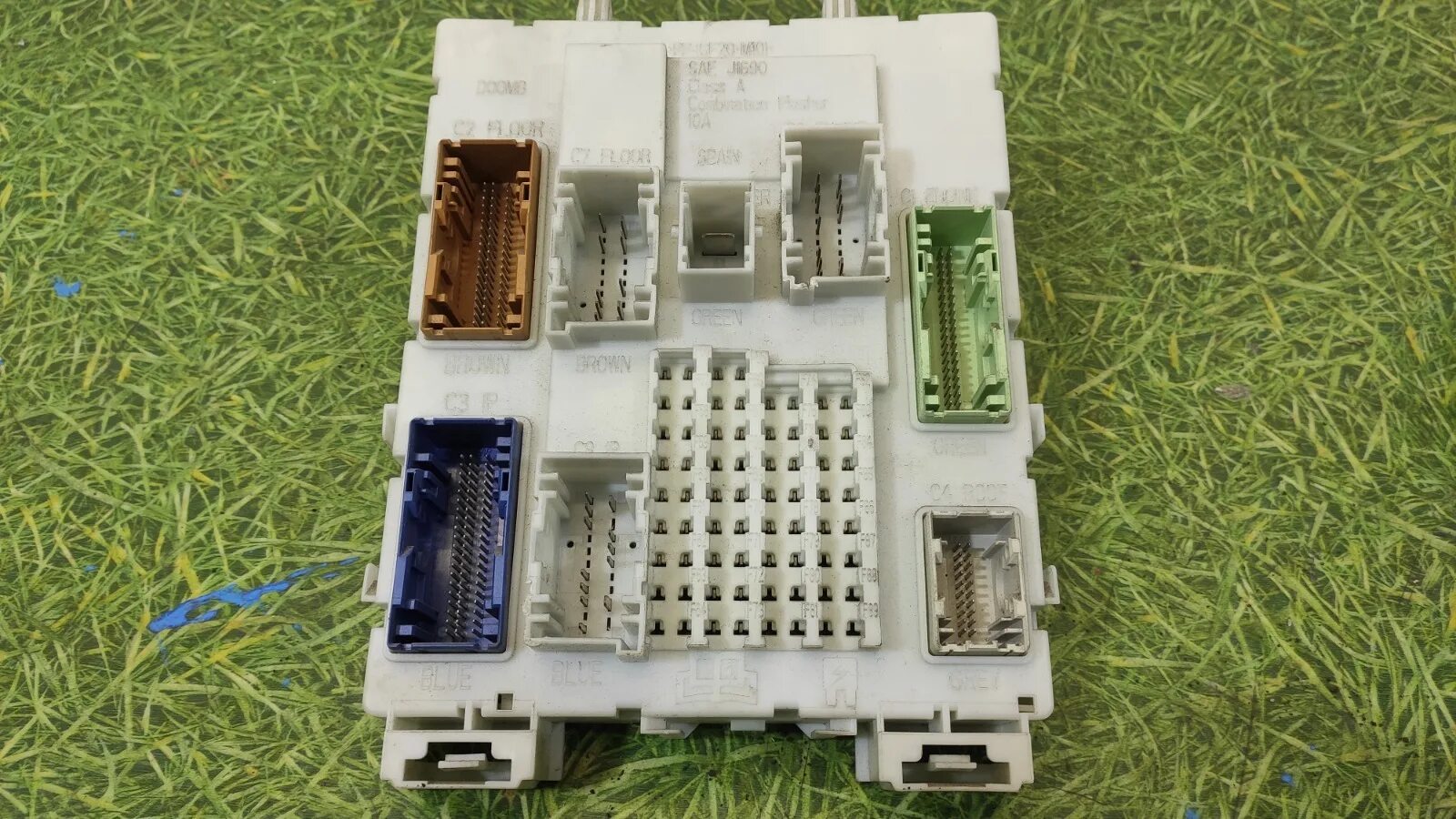 Фокус 3 блок bcm. Bcm ford focus 2. Модуль gem форд фокус 3. Блок bcm ford kuga 2. Разъем bcm форд фокус 3.