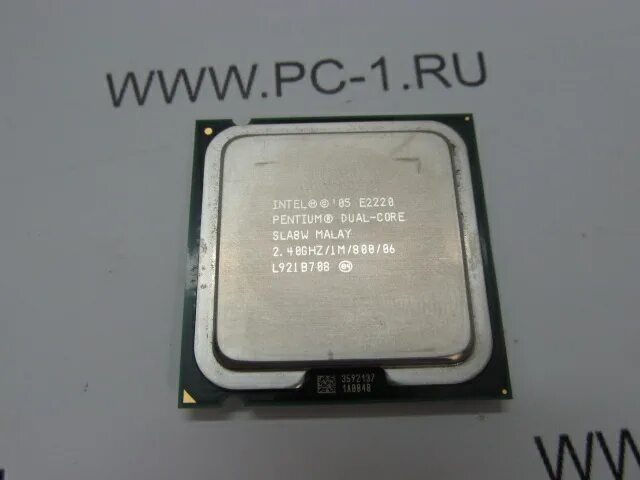 Hello процессор. Intel Pentium Dual-Core e2220 2.4GHZ. Intel Pentium Dual Core sla8w Malay. Intel Pentium Dual сокет 775. Intel m c 05 e2220 Pentium Dual-Core.