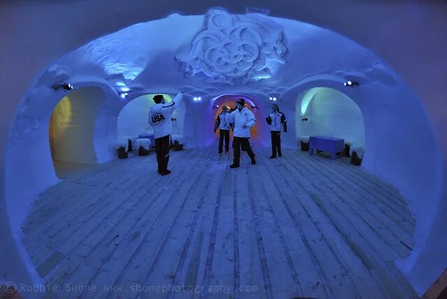 Rent Igloobar Иглу на крыше near Бауманская metro station at a low price from sp