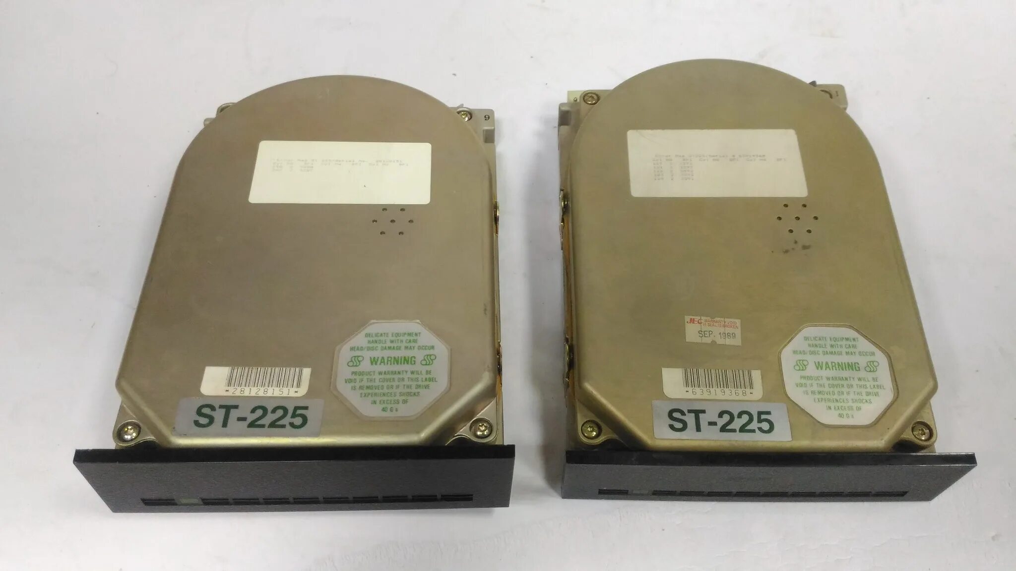 Hdd mfm 5. Seagate st-225. St-225-0009. St 225. передняя панель mfm hdd 5.