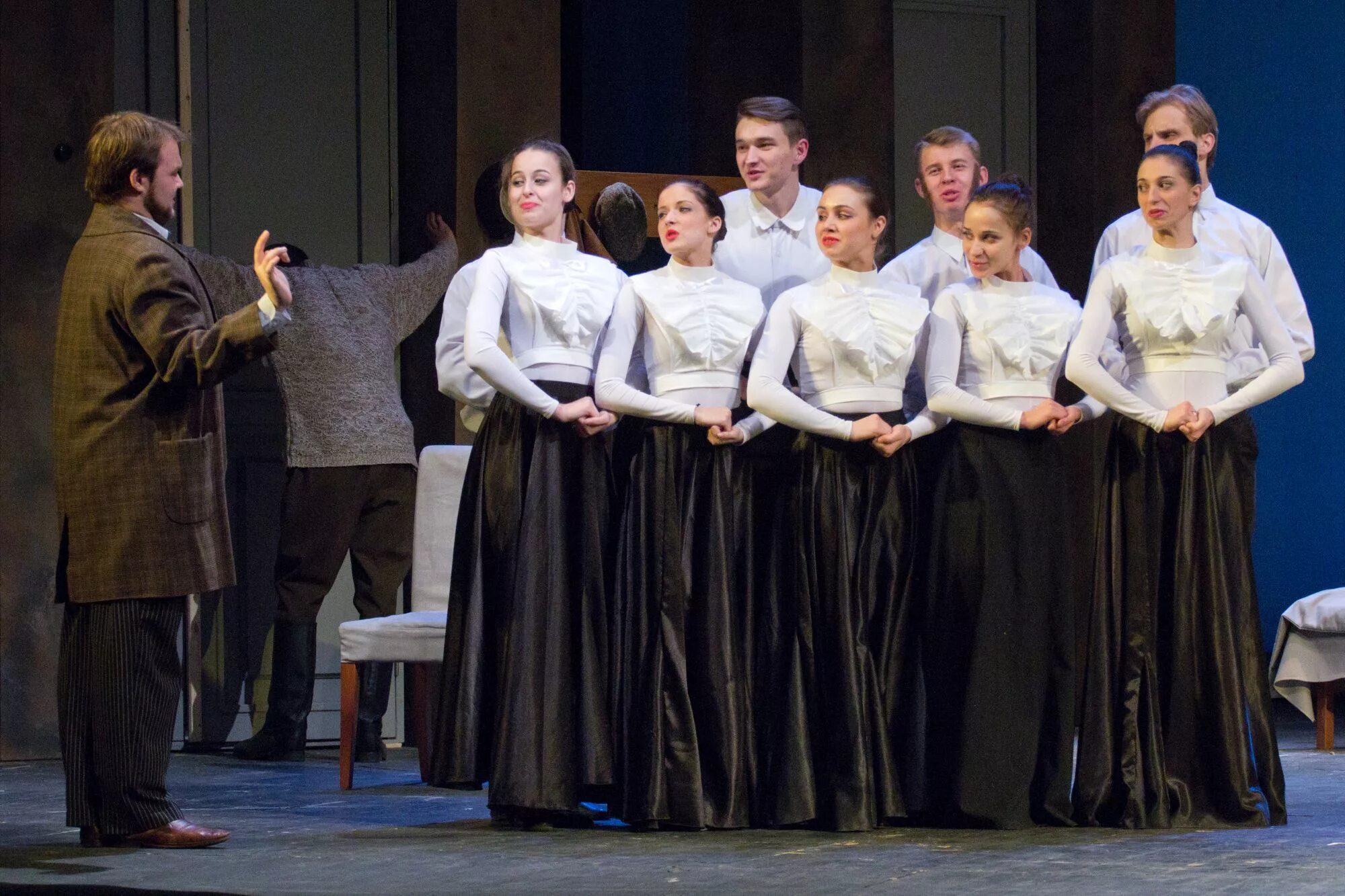 студенческий театр. выступление студентов театралов. студенты театральных вузов. студенты театрального. щукина.