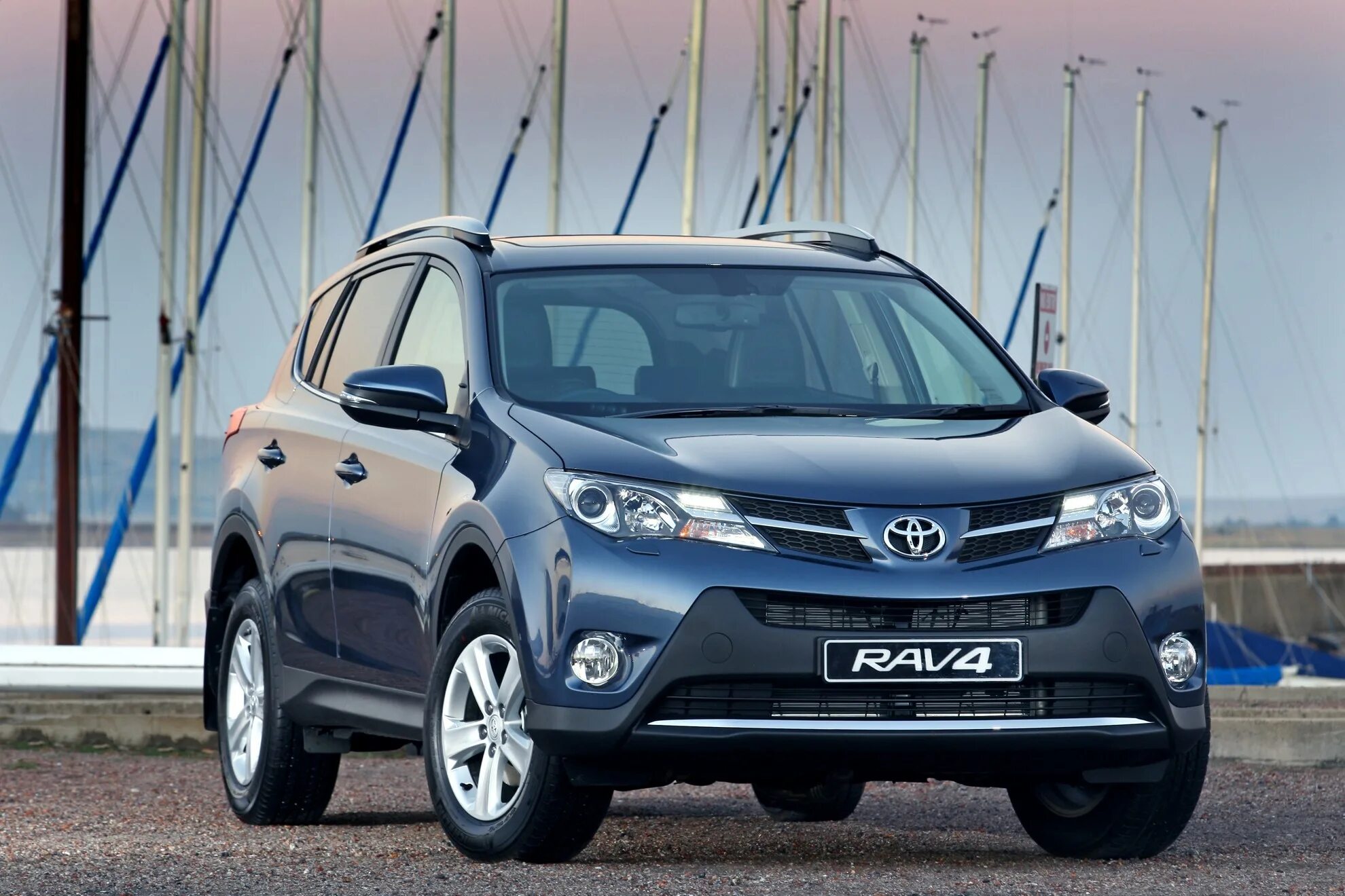 Рав дизель купить. Toyota rav4 xa40. Toyota rav4 2013. Toyota rav4 4 xa40. Тойота рав 4 2.