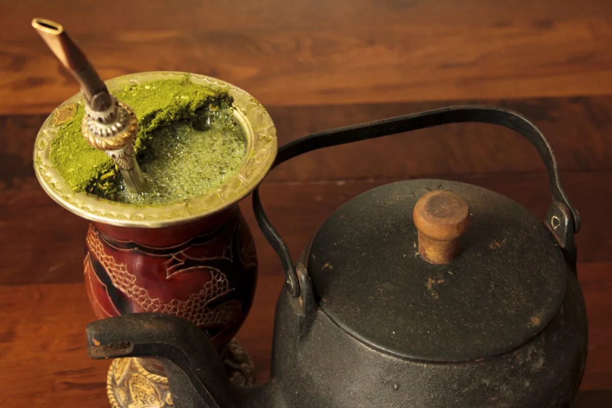 Как называется заварка. Йерба мате. Йерба-матэ Парагвайский чай. Чай йерба мате. Матэ аргентинский.