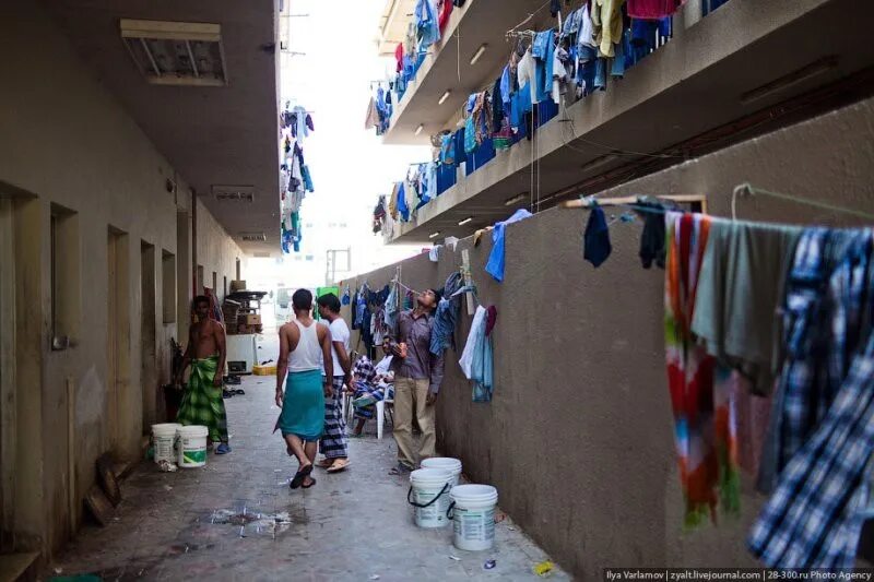 жить в вагончике. где живут рабочие. жилье вахтовиков. строительная отрасль. газартстрой чаяндинское месторождение.