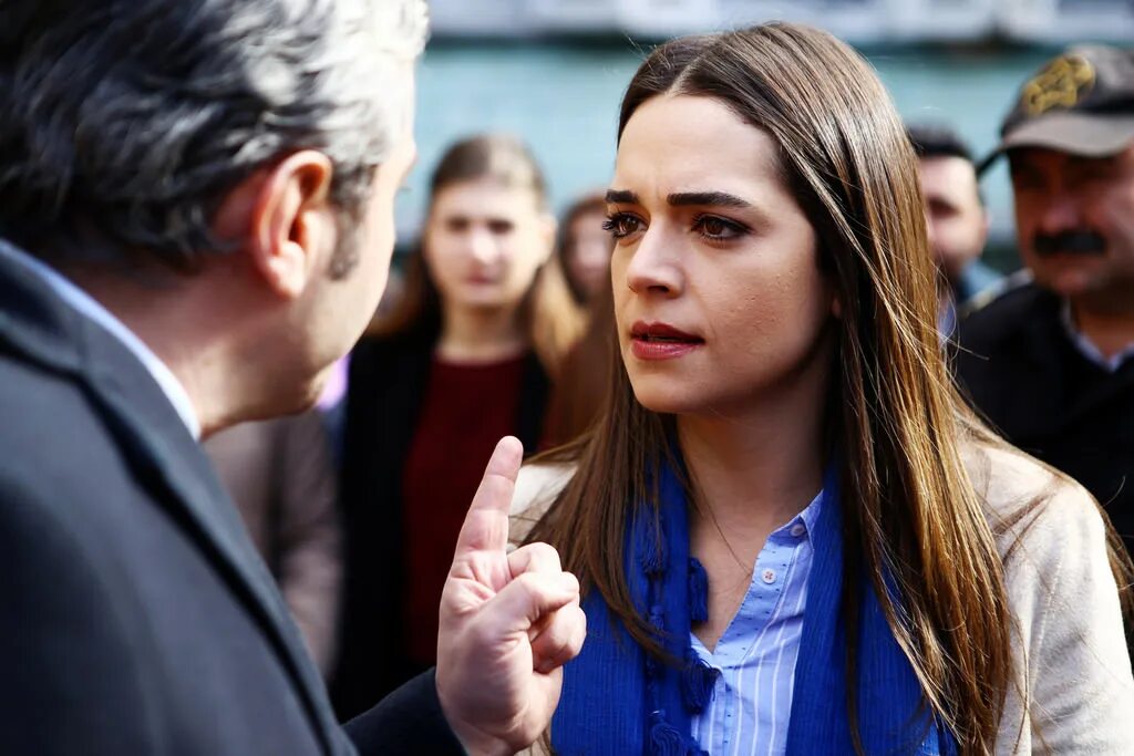 обиженные цветы kirgin cicekler. обиженные цветы 30. обиженные цветы сериал 3 сезон. обиженные цветы джемре и серкан. киргин чичеклер турецкий.