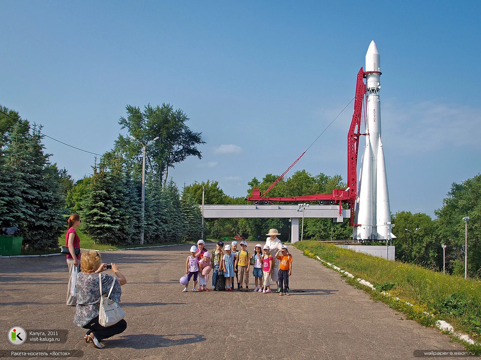 Pepper калуга. Калуга музей ракетой «Восток» —. Музей космонавтики Калуга ракета. Ракета-носитель Восток Калуга. Парк Циолковского Калуга ракета.