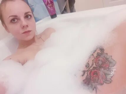Kindlybitch (@Britneyandjuli1) on Twitter photo 2020-05-09 11:50:49. 