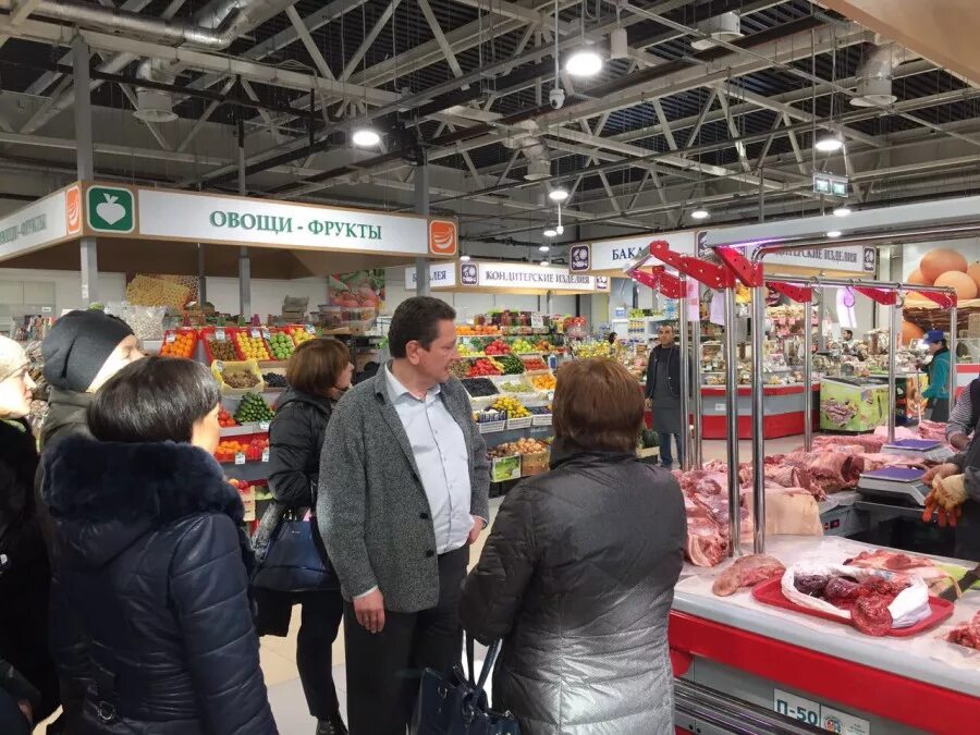 какие рынки в екатеринбурге. овощной рынок екатеринбург. екатеринбург шантанский рынок. екатеринбург шантанский рынок. рынок таганский ряд екатеринбург.