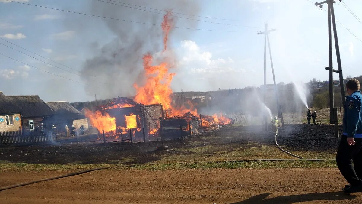 пожар в богородском районе. пожар в богородском районе. пожар в богородском районе. пожар в доме. 2021.