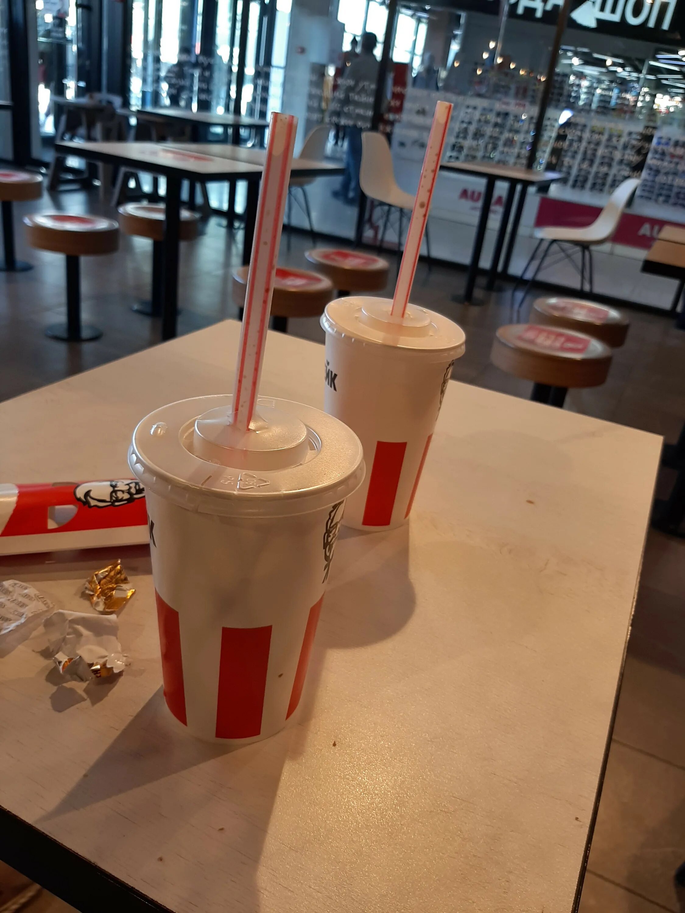 Милкшейк ваниль кфс. Милкшейк кфс. Милкшейк кфс. Kfc коктейль. Kfc коктейль.