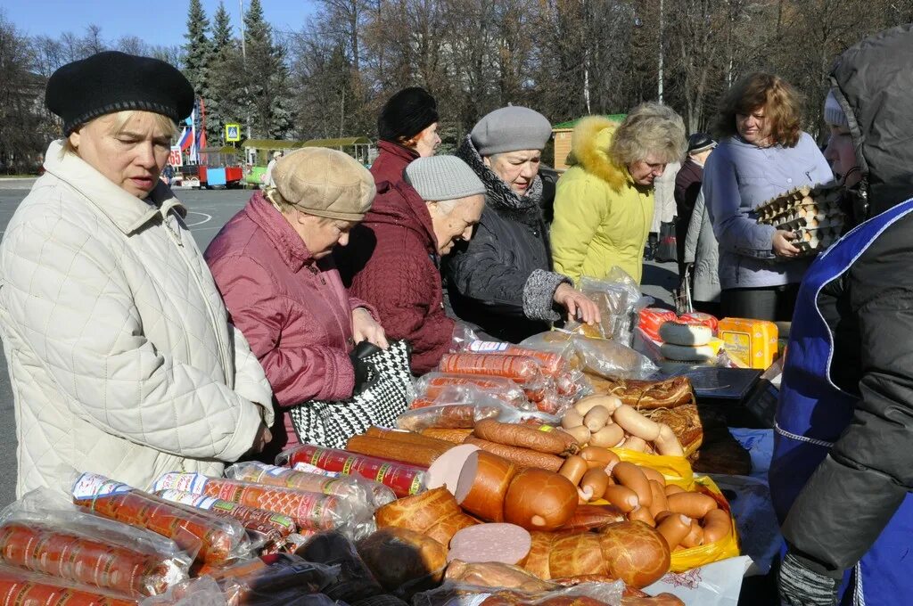 сельскохозяйственная ярмарка. азов ярмарка вчера. ярмарка сельскохозяйственная белгород. ярмарка выбирай свое. маргаритинская ярмарка в архангельске 2020.
