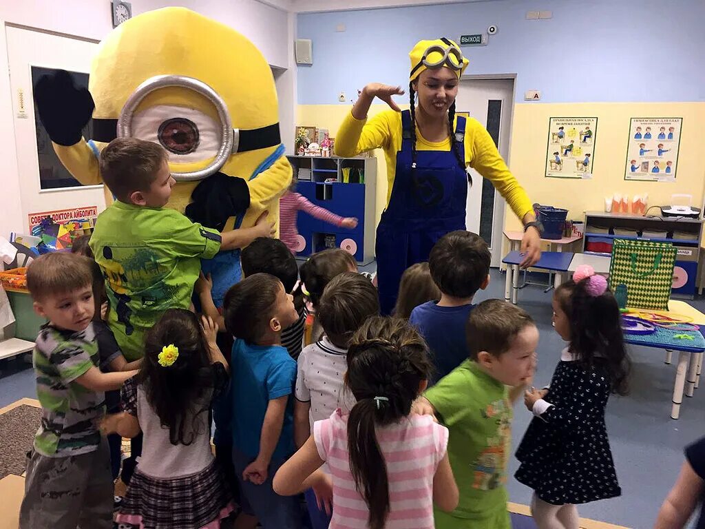 развлекательная комната для детей. мозаика набережные челны детский центр. наб челны аниматоры. тц палитра набережные челны игровая комната городок. игровая городок набережные челны.