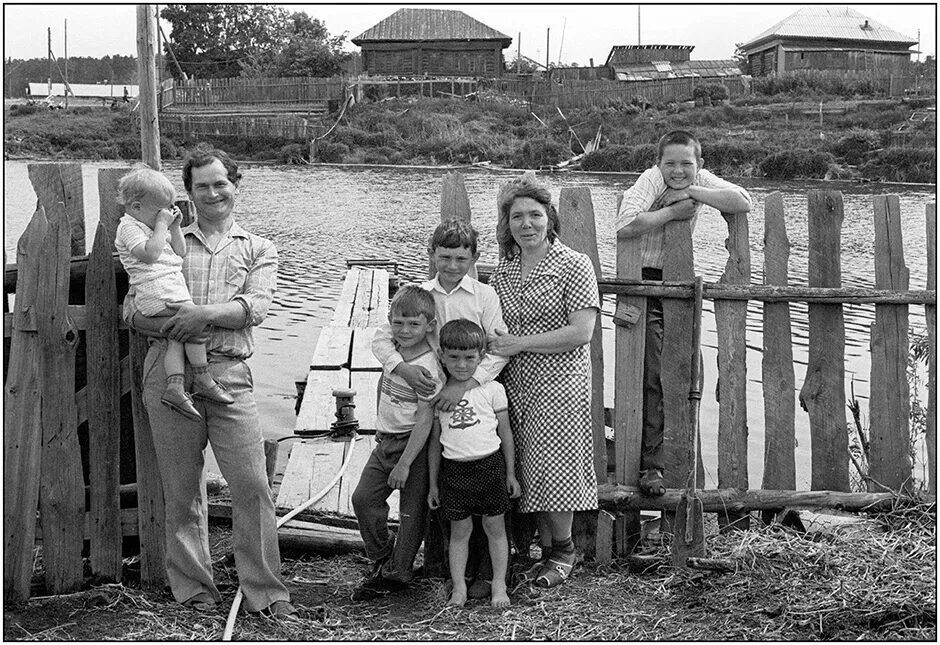 Советское время мам. Фотографии Владимира Ролова. Советская семья.