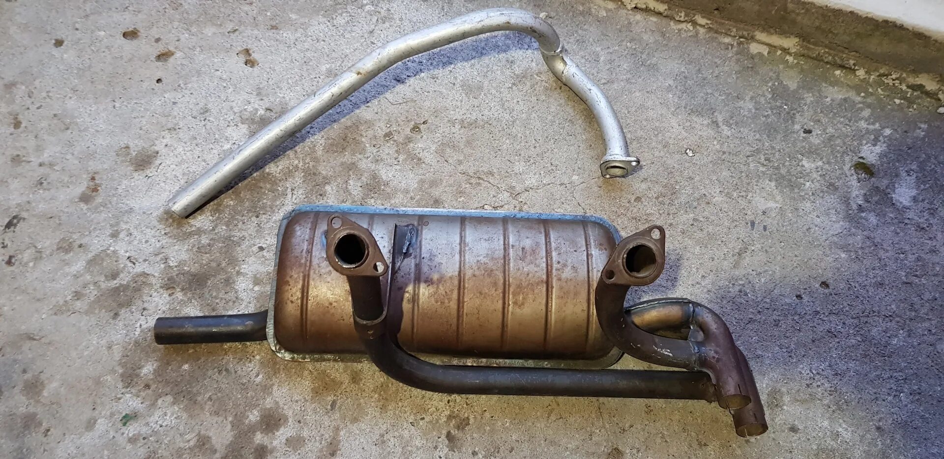 Глушитель заз 968м. Глушитель заз шанс 1. 4 автомат. Выхлопная система заз. Глушитель заз 968м.