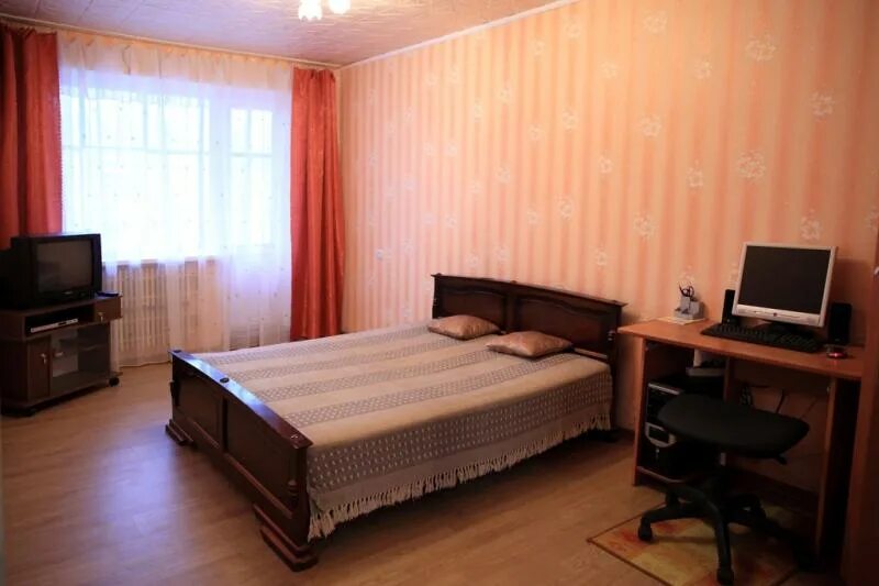Квартиры дешево брянск. Квартиры в брянске. квартиры посуточно картинки. квартира в брянске комната. квартиру по сутки в. брянске.