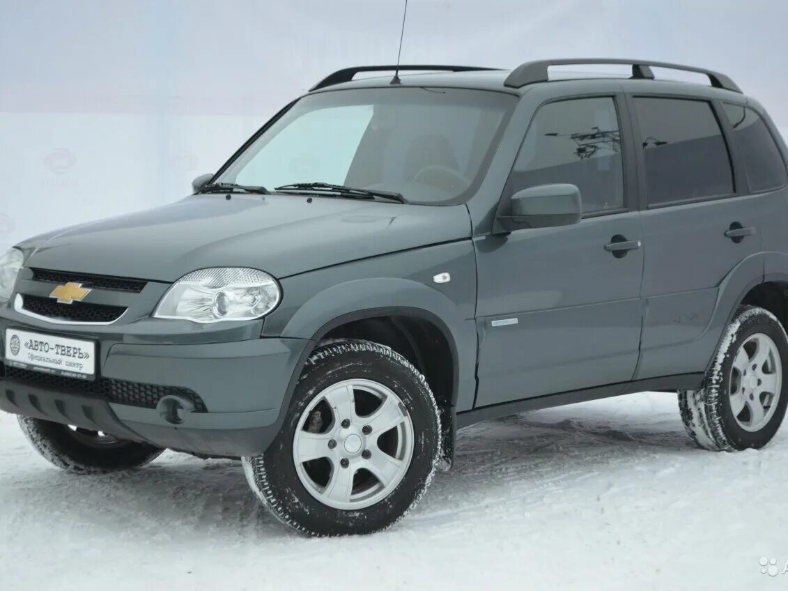 Нива Шевроле 2012. Chevrolet Niva 2012 год. Нива Шевроле 2012г. Шевроле Нива 2012 год серый. Шевроле бу пермский край