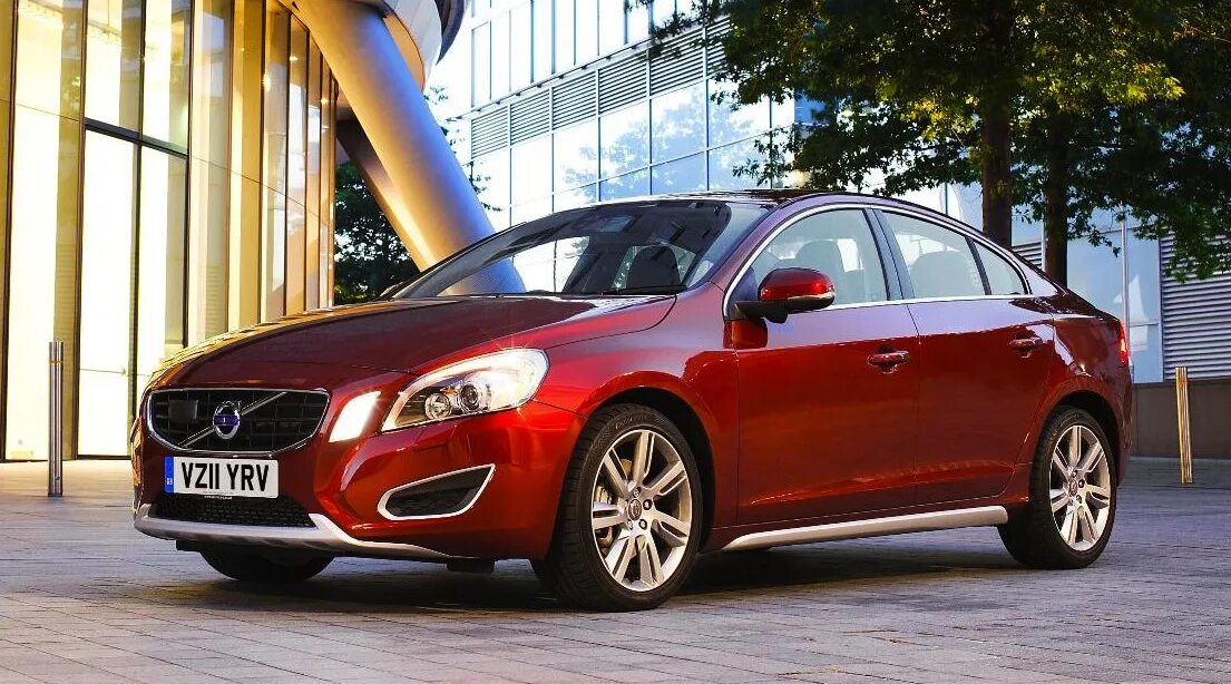 Volvo s60 3. Вольво s60 бордовая. Volvo s60 2.4. Volvo s60 2013.