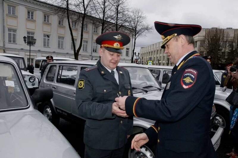 Полиция Ярославль. МВД Ярославль области. ОВД Ярославский г Москвы. Автомобили МВД начальник. Сайт мвд ярославль