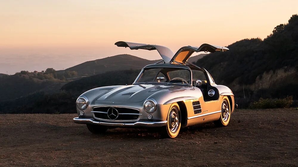 Mercedes benz 300sl 1954. Mercedes 300sl gullwing. Mercedes 300 sl gullwing 1954. Мерседес 300 sl 1954. Mercedes-benz 300sl gullwing кабриолет.