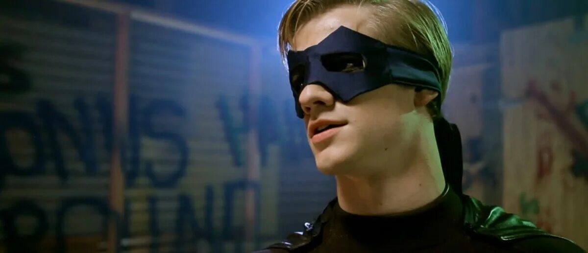 Lucas till все супергерои должны погибнуть. Jason trost. Все супергерои должны погибнуть. Джейсон трост без повязки. Все супергерои должны погибнуть.