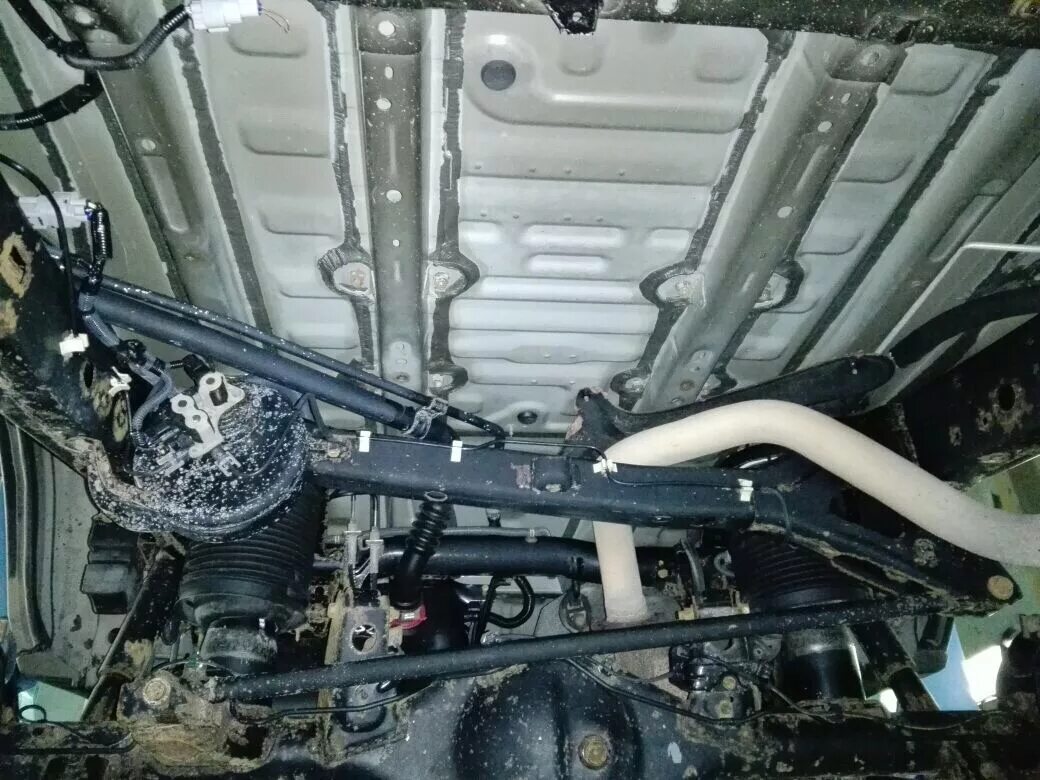 Днище land cruiser prado 150. Прадо 120 4 литра днище. Toyota lc prado 150 днище. Днище крузер 200. Днище прадо 120.