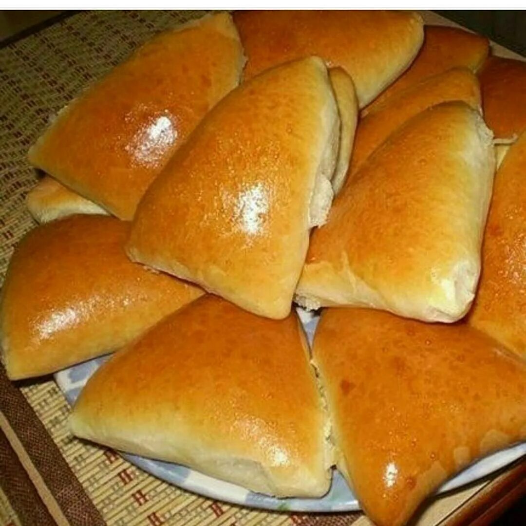 Рецепт выпечки из яиц. Пышный бисквит. Бисквит. Сладкая выпечка на желтках. Кекс из кукурузной муки.