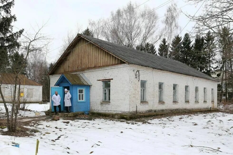 Больница 3 город вичуга. Больница села. Поликлиника село языково благоварский район. Больница в селе тенге. Больница села.