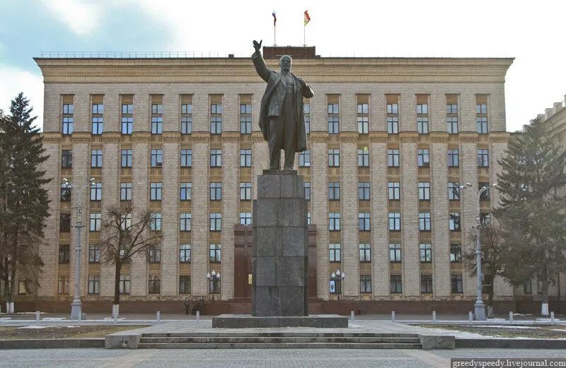 Площадь ленина 1а. Площадь ленина в воронеже и правительство воронежской области.. площадь ленина областная администрация. площадь ленина 1 воронеж. здание правительства воронежской области.