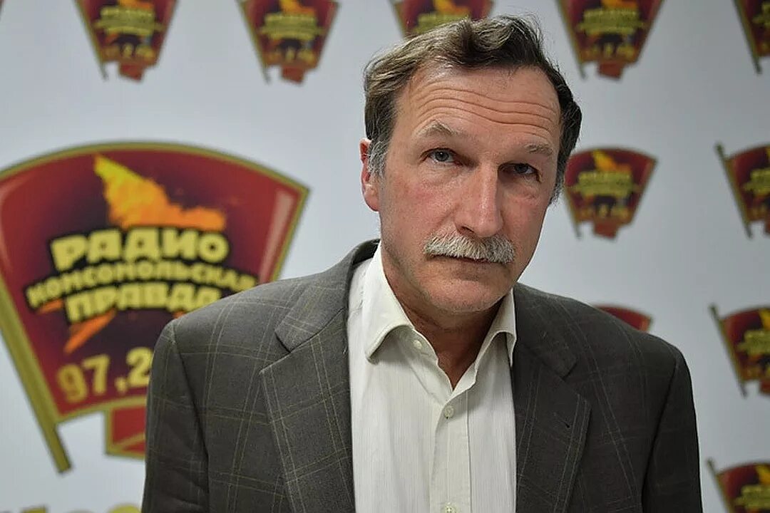 Бовт знает на радио кп. Кп бовт. Политолог бовт. Политолог бовт. Кп бовт.