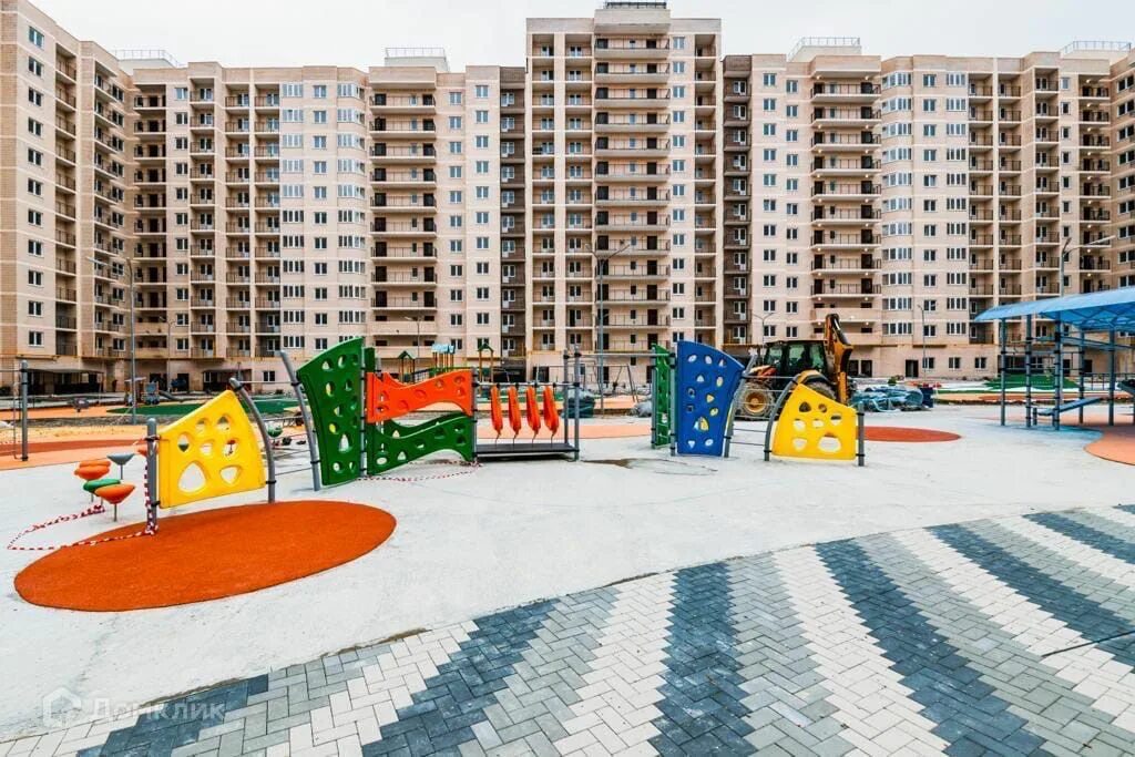 Красина 53 тверь. Улица красина новороссийск. Ул красина 53. Ул красина 53. Жк красина цемдолина.