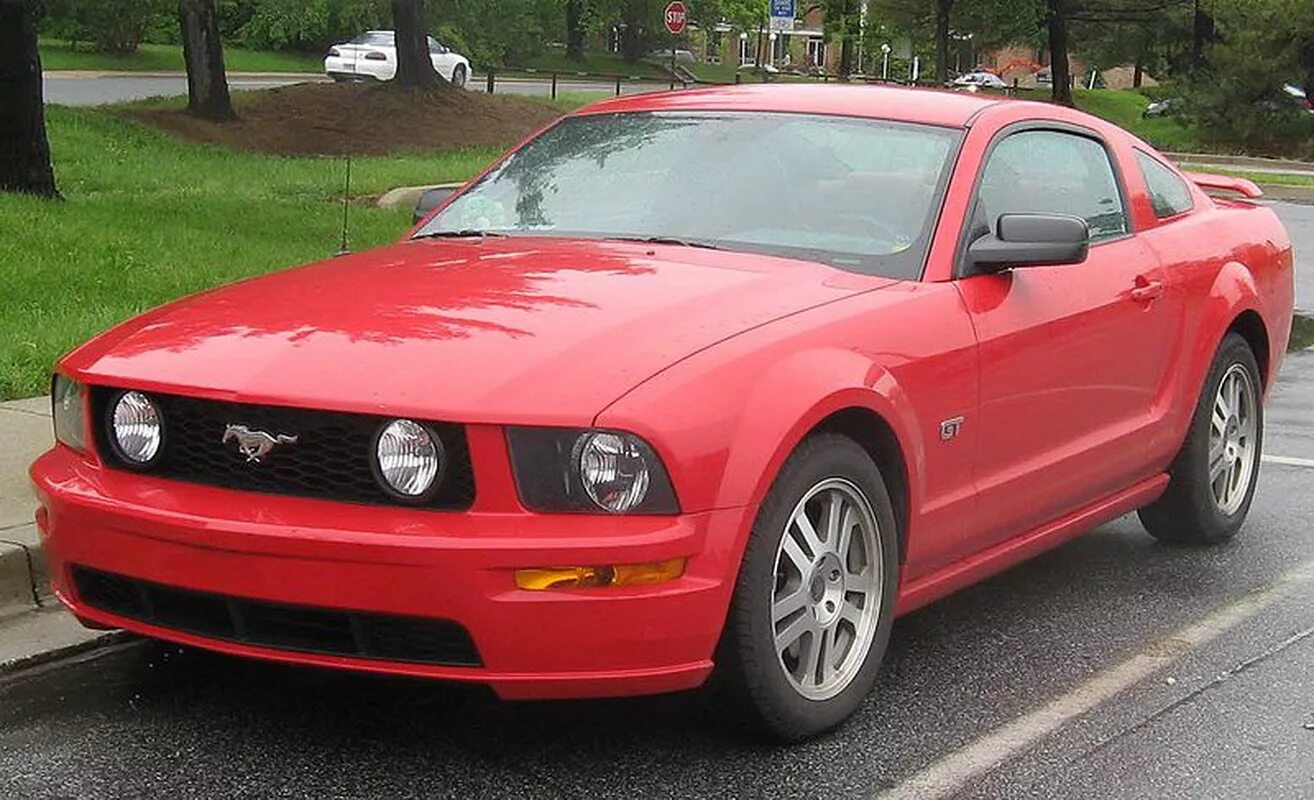 Ford Mustang 5. Форд Мустанг 5 поколения 2005. Ford Mustang (пятое поколение). Форд Мустанг 5 поколение s197.