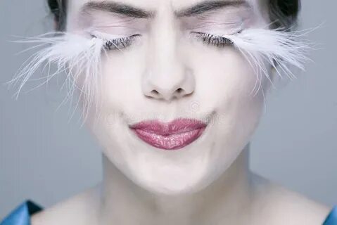 Белые ресницы песня