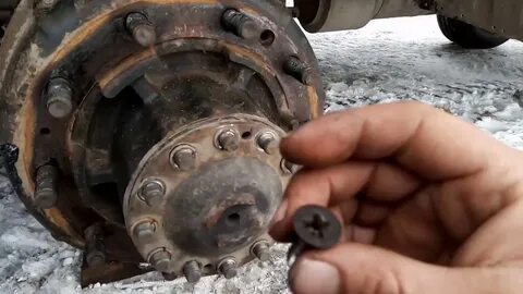 Как поменять сальник на камазе