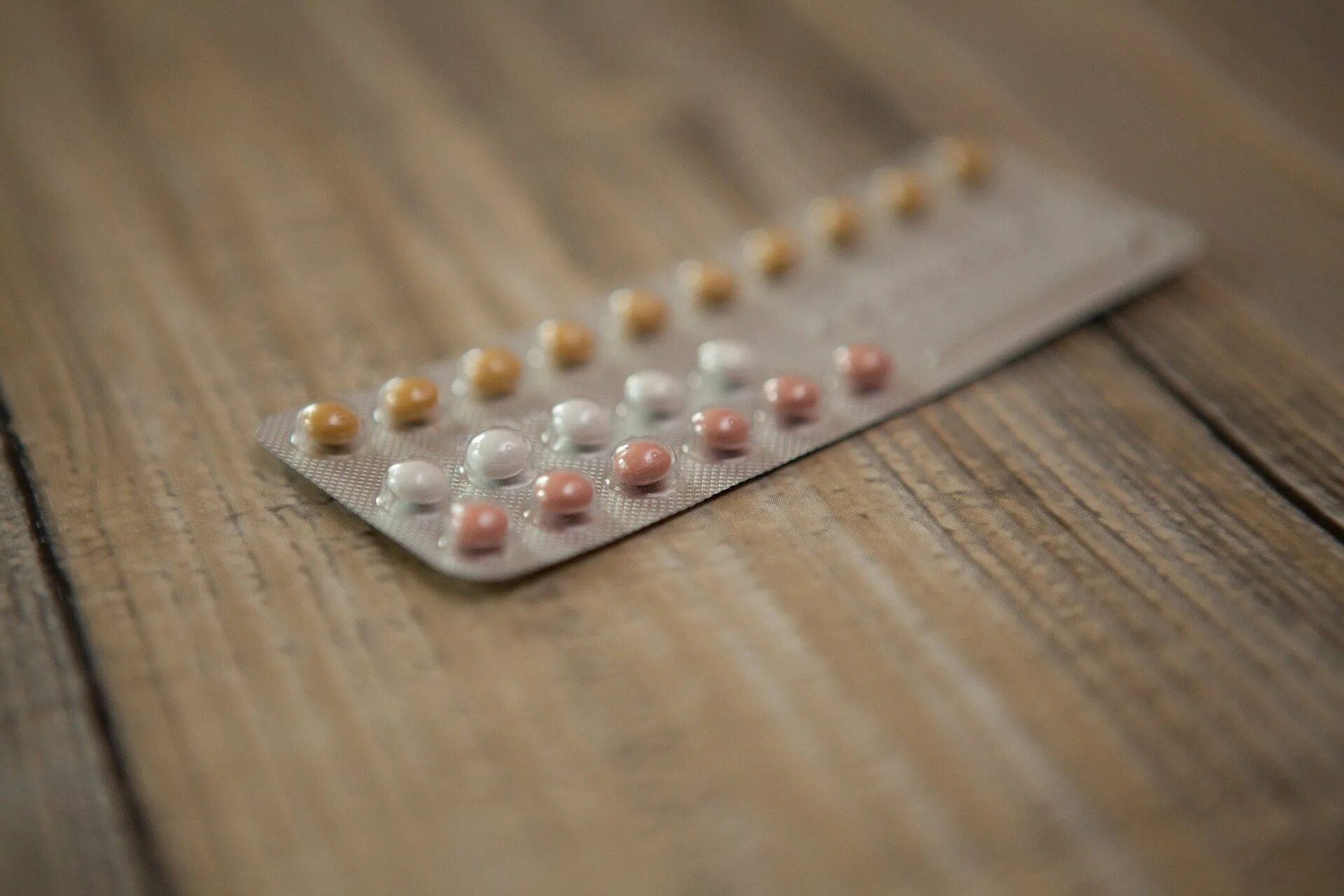 Противозачаточные таблетки. Китайские противозачаточные таблетки. Противозачаточные таблетки для мужчин. Лекарства дорожают. Таблетки собран